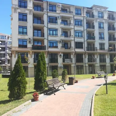 Apartment Kostovi Aivazovski Park 2 Pomorie